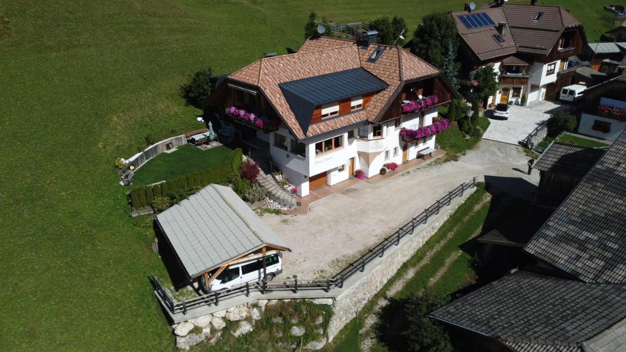 Appartamenti Ciasa Linda San Martino in Badia Exterior foto